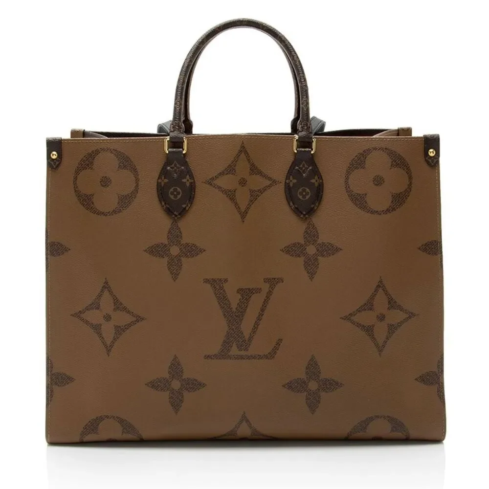 Louis Vuitton Giant Monogram Canvas Onthego GM Tote - Picture 3 of 15